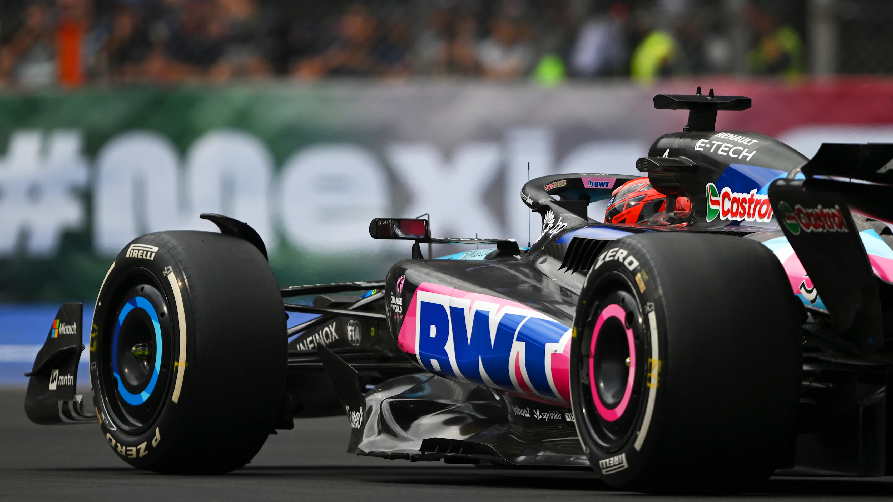 MEXICO CITY, MEXICO - OCTOBER 27: Esteban Ocon of France driving the (31) Alpine F1 A524 Renault on