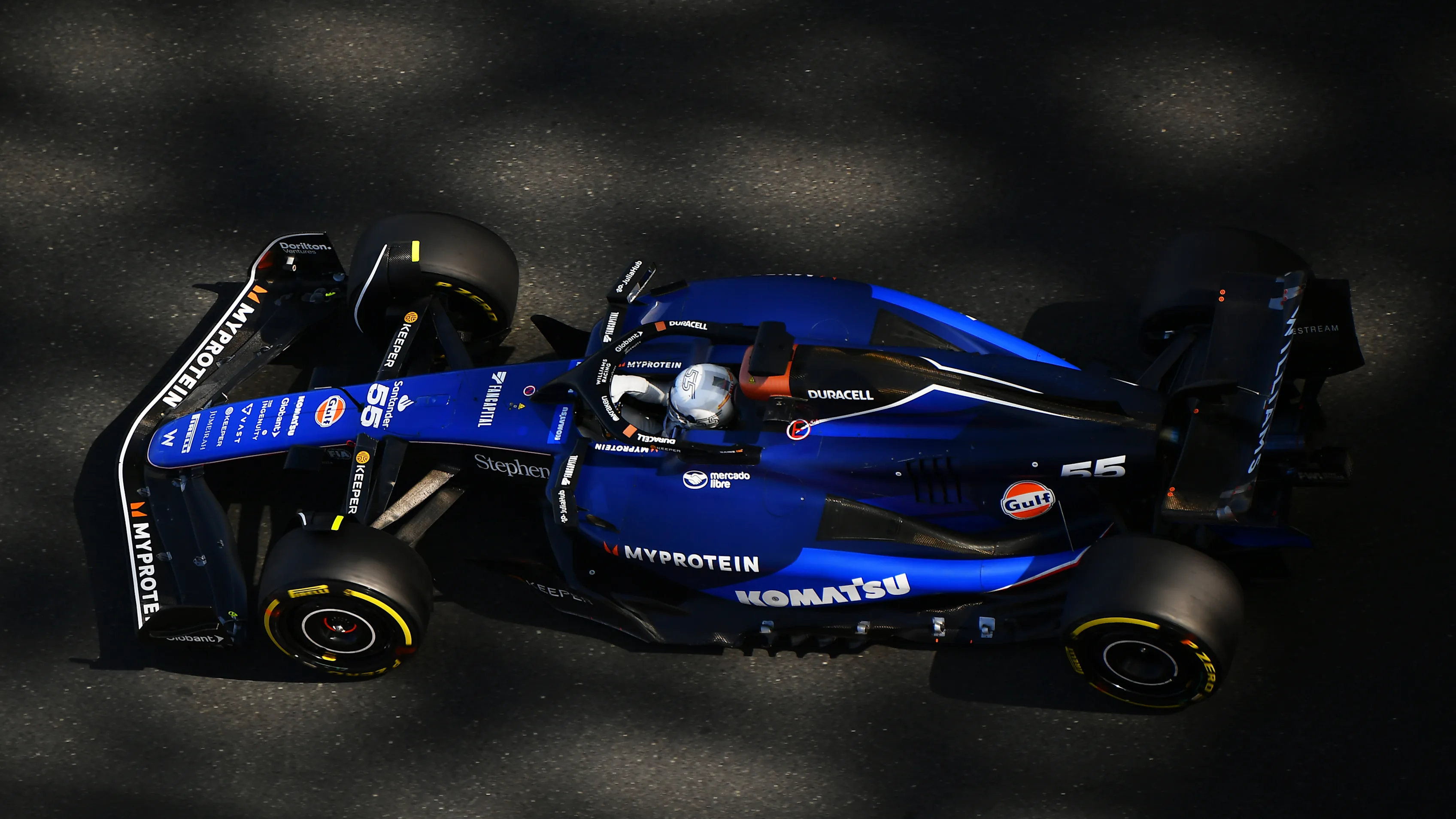ABU DHABI, UNITED ARAB EMIRATES - DECEMBER 10: Carlos Sainz of Spain driving the (55) Williams FW46