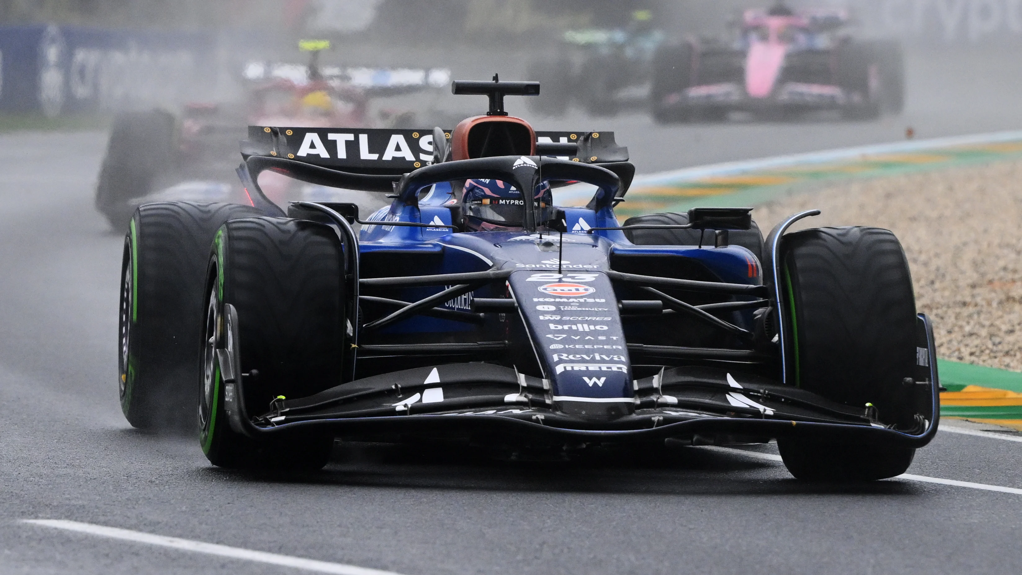 MELBOURNE, AUSTRALIA - MARCH 16: Alexander Albon of Thailand driving the (23) Williams FW47