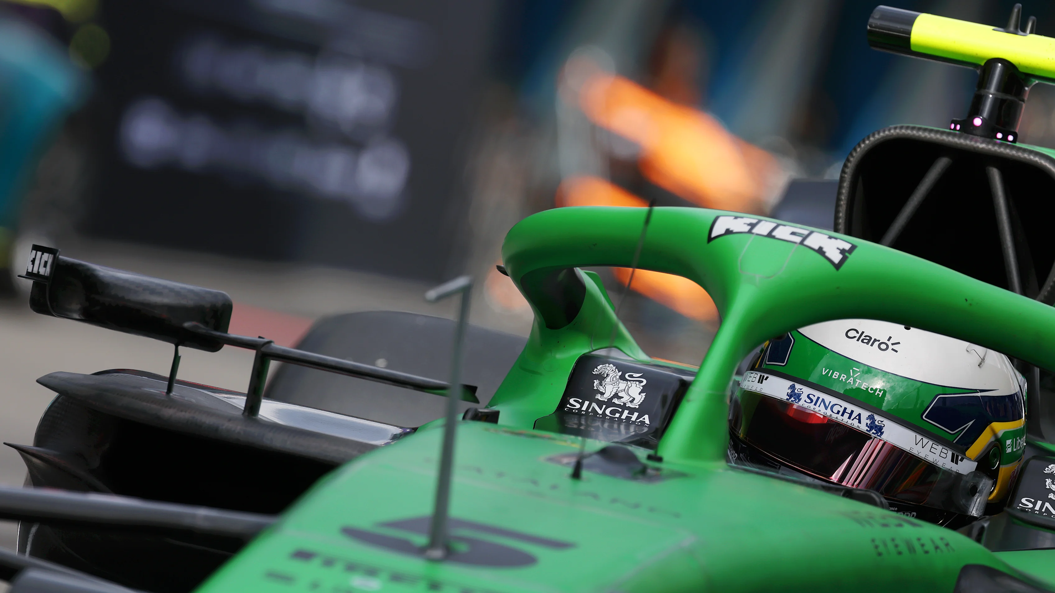 MELBOURNE, AUSTRALIA - MARCH 15: Gabriel Bortoleto of Brazil and Stake F1 Team Kick Sauber prepares to drive during qualifying ahead of the F1 Grand Prix of Australia at Albert Park Grand Prix Circuit on March 15, 2025 in Melbourne, Australia. (Photo by Mark Thompson/Getty Images)
