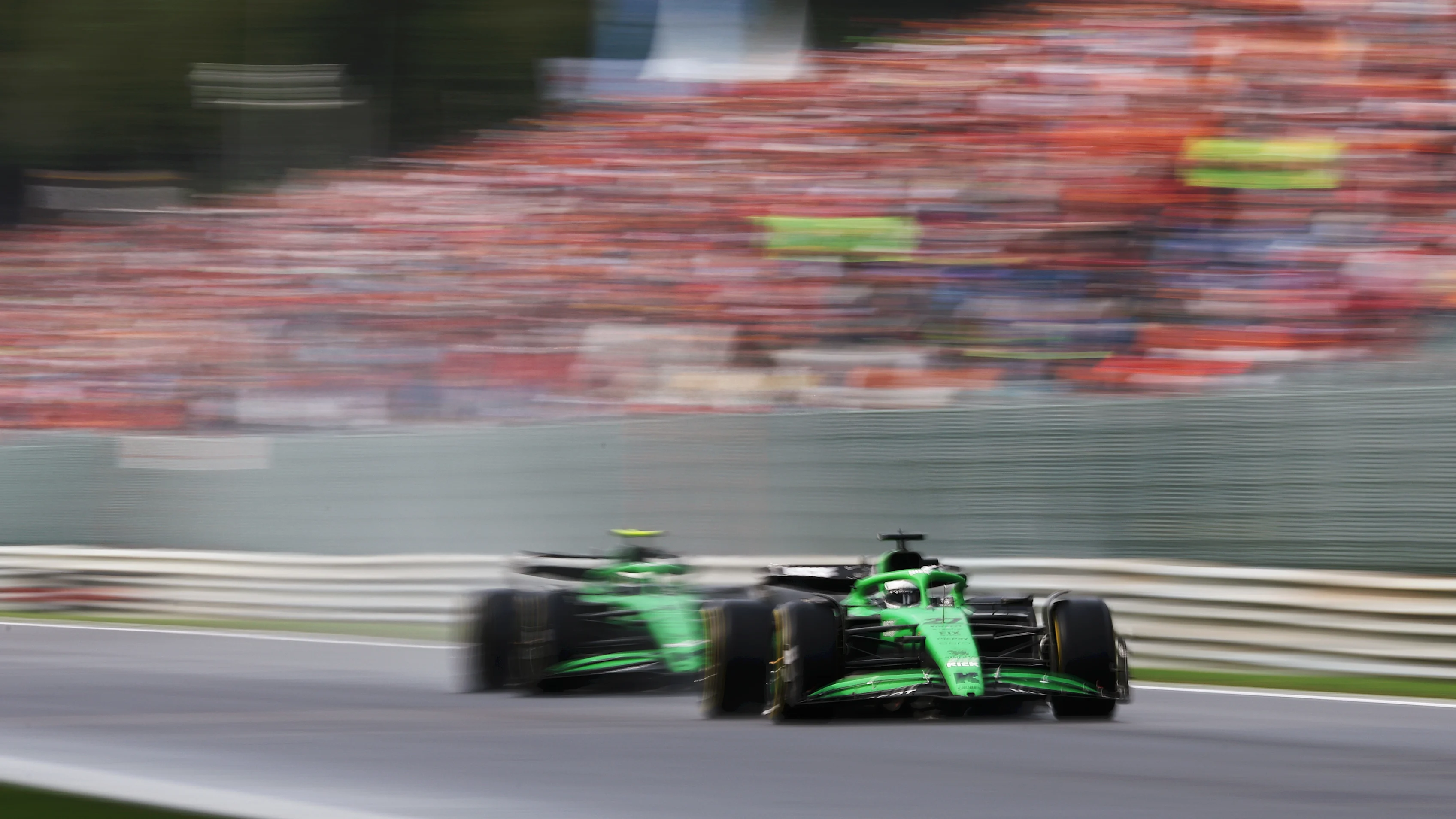 SPA, BELGIUM - JULY 27: Nico Hulkenberg of Germany driving the (27) Kick Sauber C45 Ferrari leads Gabriel Bortoleto of Brazil driving the (5) Kick Sauber C45 Ferrari on track during the F1 Grand Prix of Belgium at Circuit de Spa-Francorchamps on July 27, 2025 in Spa, Belgium. (Photo by Ryan Pierse/Getty Images)