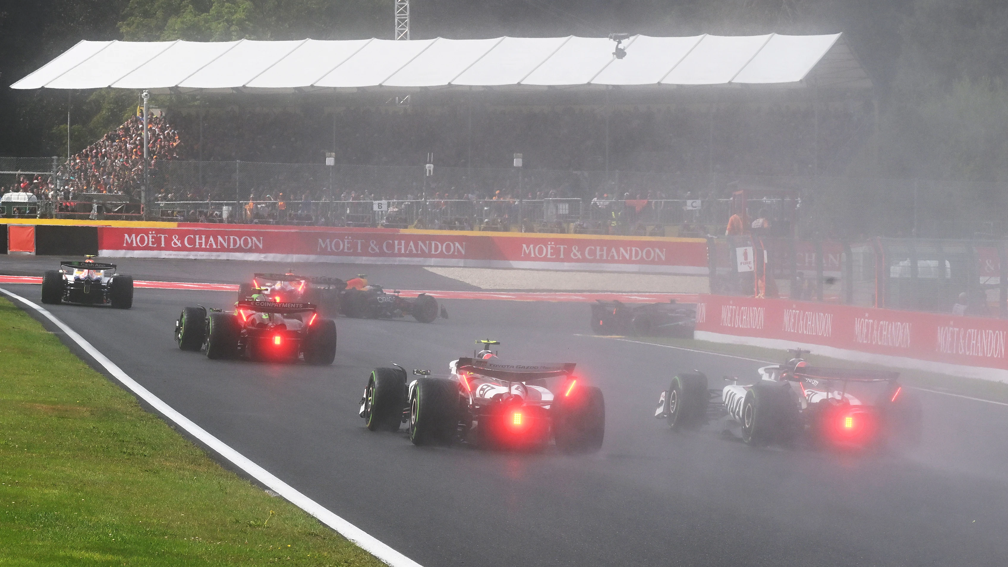 SPA, BELGIUM - JULY 27: Oliver Bearman of Great Britain driving the (87) Haas F1 VF-25 Ferrari and