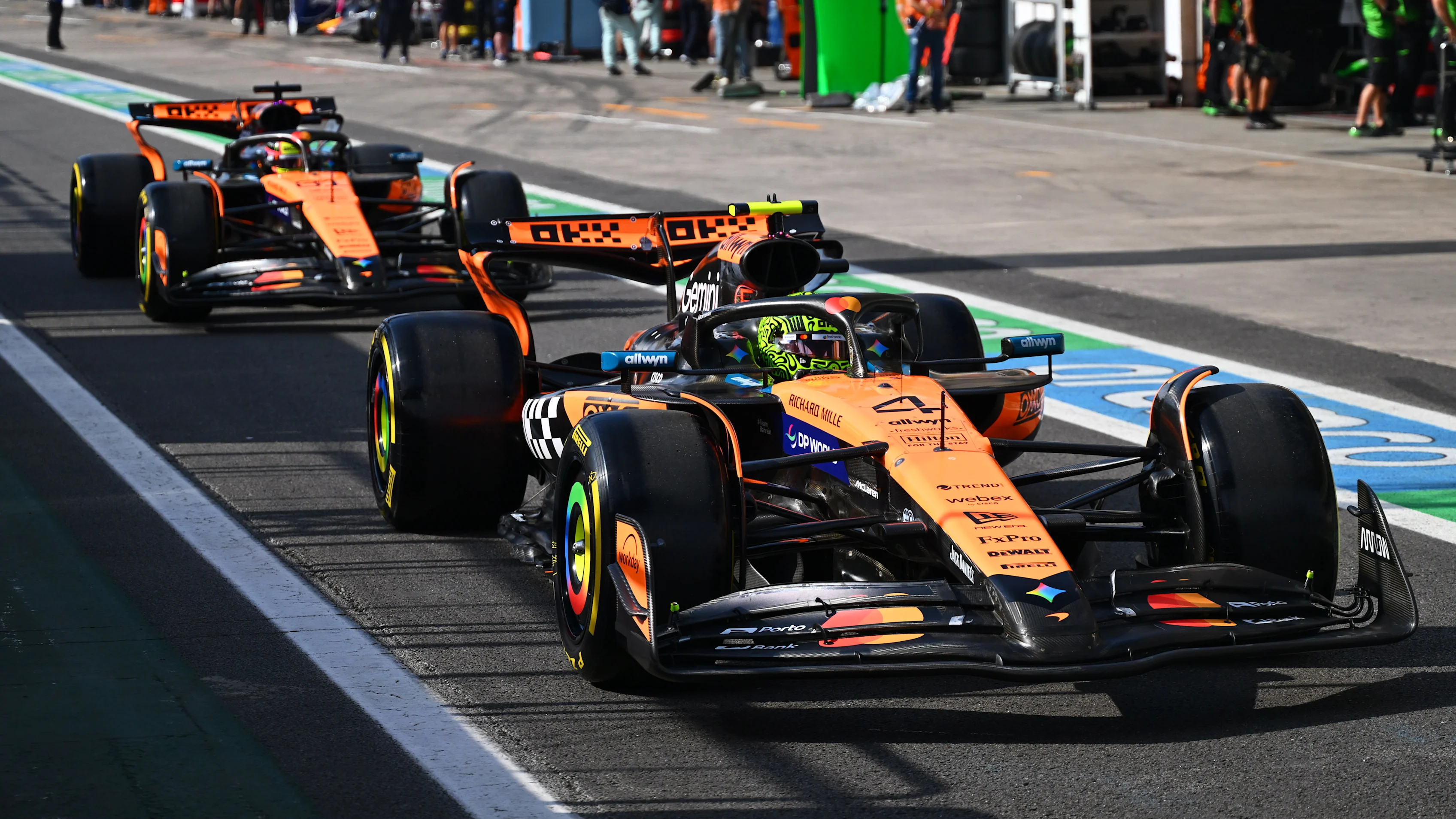 SAO PAULO, BRAZIL - NOVEMBER 07: Lando Norris of Great Britain driving the (4) McLaren MCL39 Mercedes leads Oscar Piastri of Australia driving the (81) McLaren MCL39 Mercedes on track during Sprint Qualifying ahead of the F1 Grand Prix of Brazil at Autodromo Jose Carlos Pace on November 07, 2025 in Sao Paulo, Brazil. (Photo by Mark Sutton - Formula 1/Formula 1 via Getty Images)