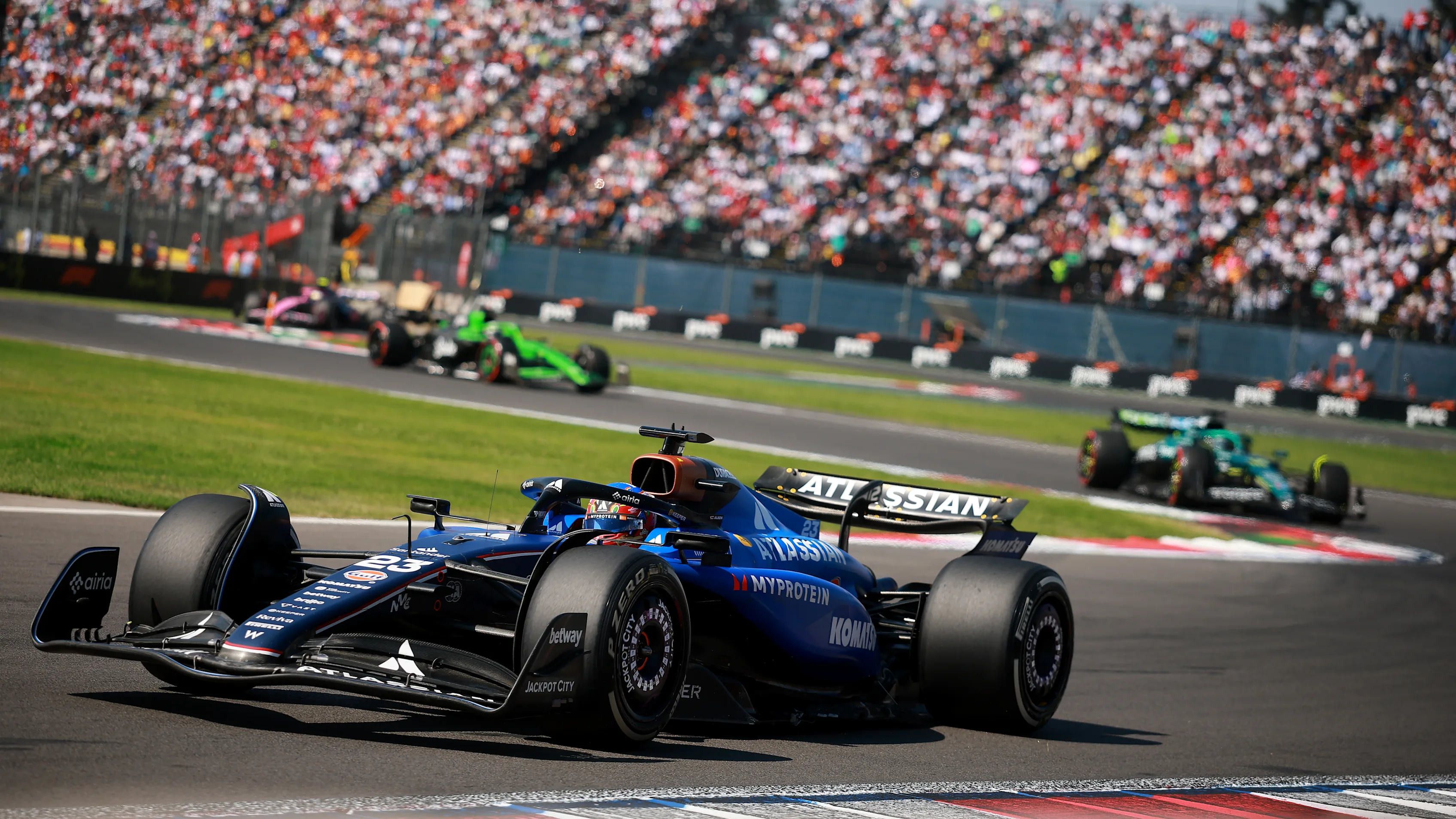 MEXICO CITY, MEXICO - OCTOBER 26: Alexander Albon of Thailand driving the (23) Williams FW47 Mercedes on track during the F1 Grand Prix of Mexico at Autodromo Hermanos Rodriguez on October 26, 2025 in Mexico City, Mexico. (Photo by Hector Vivas/Getty Images)