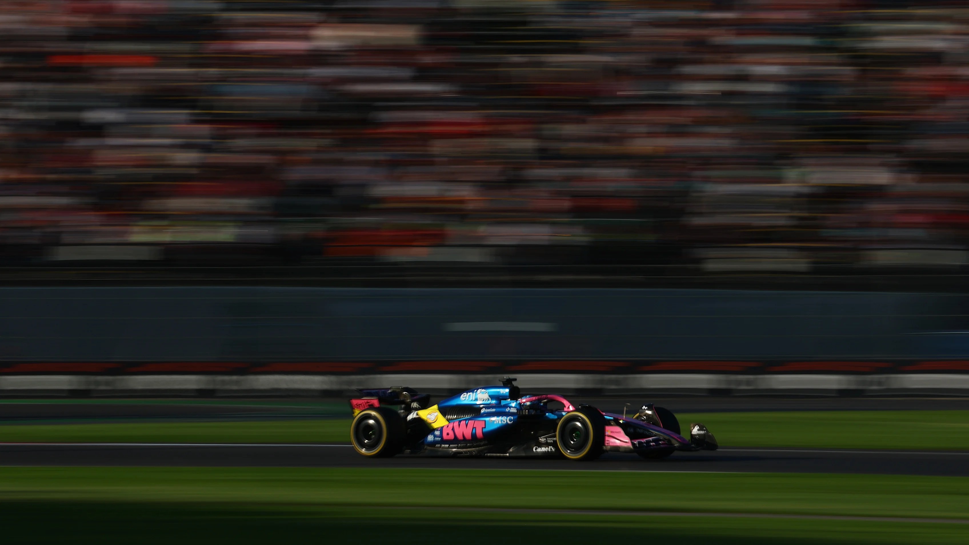 MEXICO CITY, MEXICO - OCTOBER 24: Pierre Gasly of France driving the (10) Alpine F1 A525 Renault on track during practice ahead of the F1 Grand Prix of Mexico at Autodromo Hermanos Rodriguez on October 24, 2025 in Mexico City, Mexico. (Photo by Mark Thompson/Getty Images)