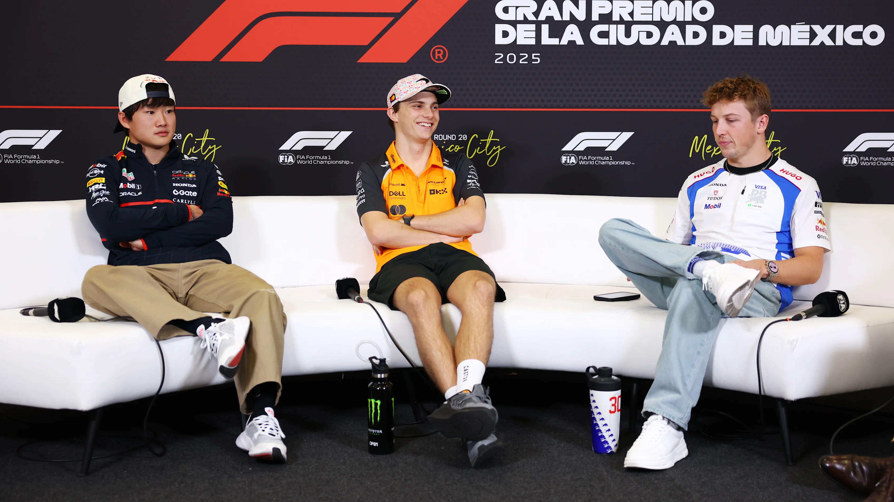 MEXICO CITY, MEXICO - OCTOBER 23: Yuki Tsunoda of Japan and Oracle Red Bull Racing, Oscar Piastri