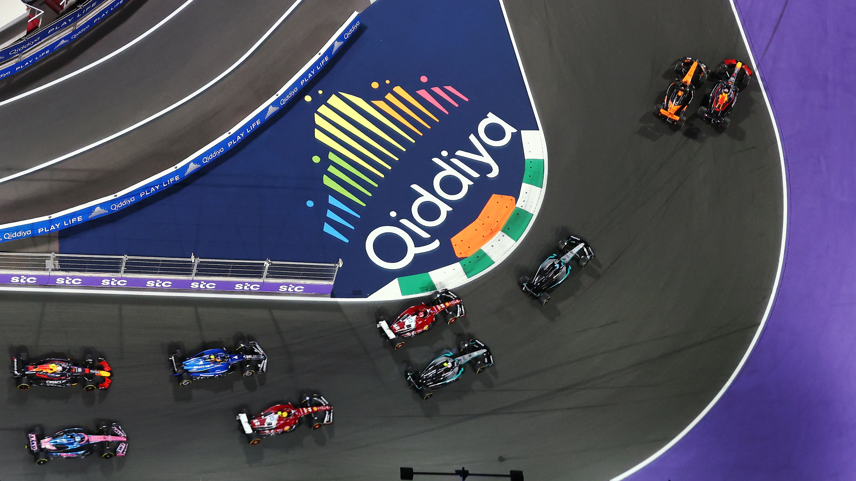 JEDDAH, SAUDI ARABIA - APRIL 20: Oscar Piastri of Australia driving the (81) McLaren MCL39 Mercedes