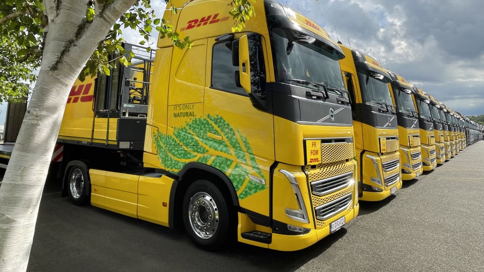 F1 使用 DHL 生物燃料动力卡车平均减少 83% 的碳排放