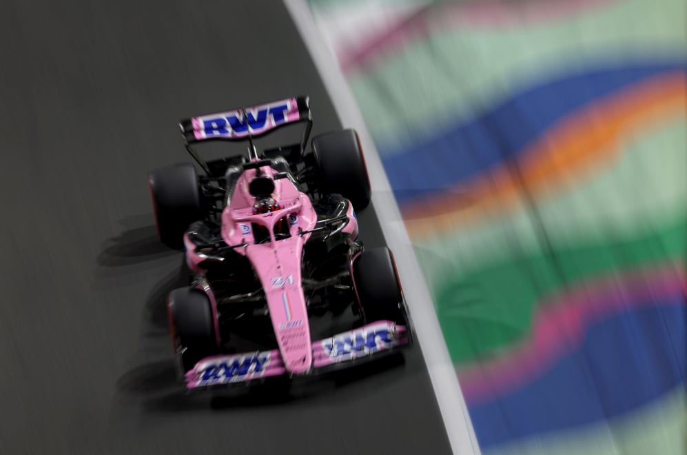 JEDDAH, ARABIA SAUDITA - 19 DE MARZO: Esteban Ocon de Francia conduciendo el (31) Alpine F1 A523 Renault en