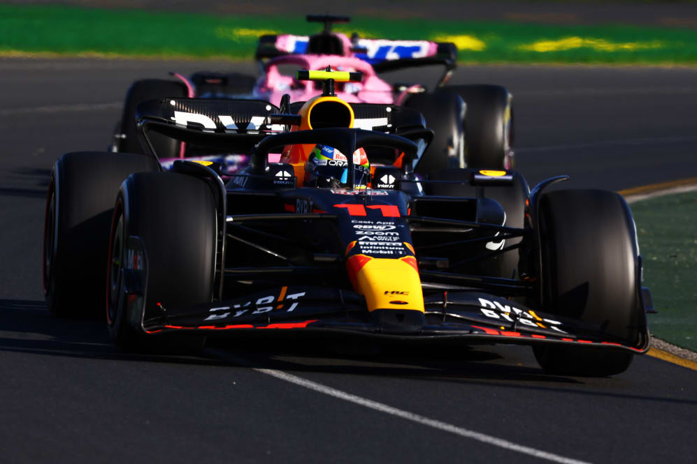 ΜΕΛΒΟΥΡΝΗ, ΑΥΣΤΡΑΛΙΑ - 02 ΑΠΡΙΛΙΟΥ: Ο Sergio Perez του Μεξικού οδηγεί το (11) Oracle Red Bull Racing