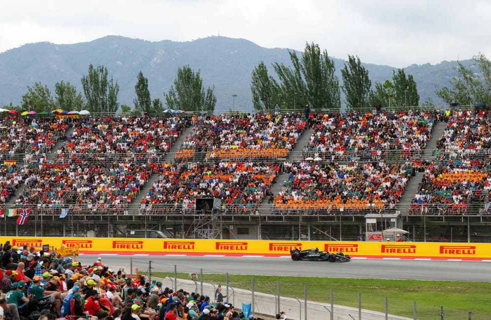 BARCELONA, ESPAÑA - 04 DE JUNIO: George Russell de Gran Bretaña conduciendo el Mercedes AMG Petronas (63)