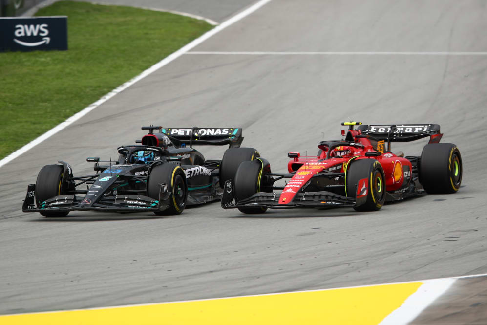 BARCELONA, ESPAÑA - 4 DE JUNIO: George Russell de Gran Bretaña conduciendo el (63) Mercedes AMG Petronas