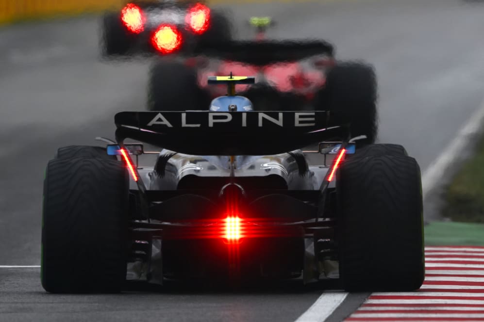 MONTREAL, QU - 17 DE JUNHO: Pierre Gasly da França dirige o Renault (10) Alpine F1 A523 na pista