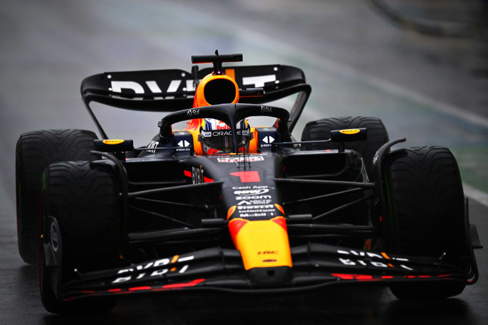 MONTREAL, QUEBEC - 17 DE JUNIO: Max Verstappen de los Países Bajos conduciendo el (1) Oracle Red Bull