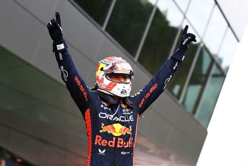 SPIELBERG, AUSTRIA - 2 DE JULIO: Ganador de la carrera Max Verstappen de Holanda y Oracle Red Bull