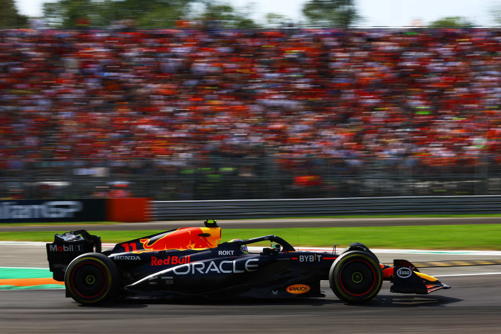 MONZA, ITALY - SEPTEMBER 03: Sergio Perez of Mexico driving the (11) Oracle Red Bull Racing RB19 on