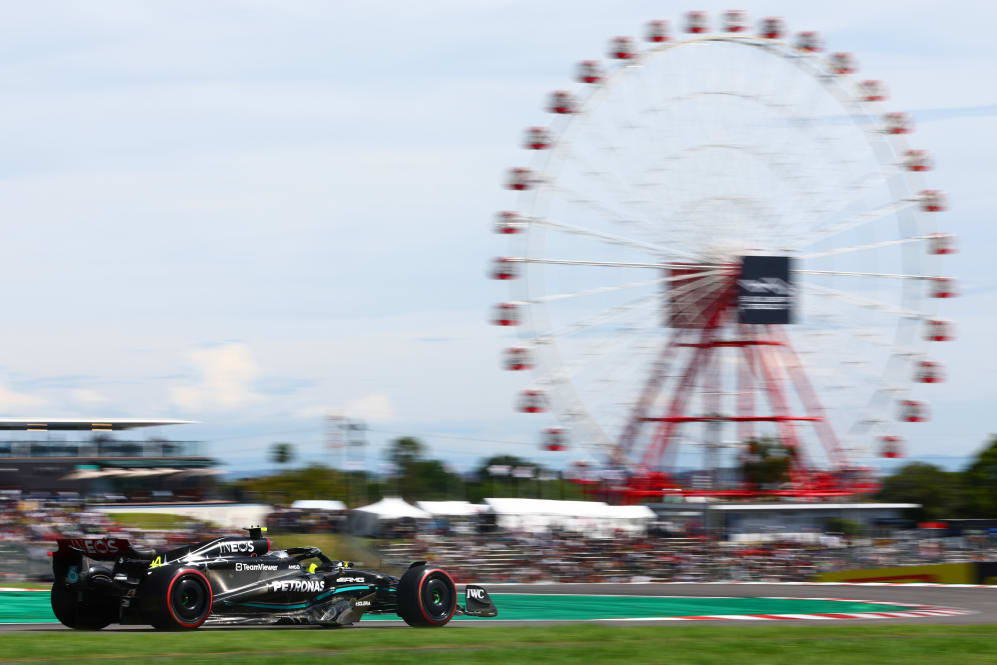 SUZUKA, JAPAN - SEPTEMBER 23: Lewis Hamilton of Great Britain driving the (44) Mercedes AMG