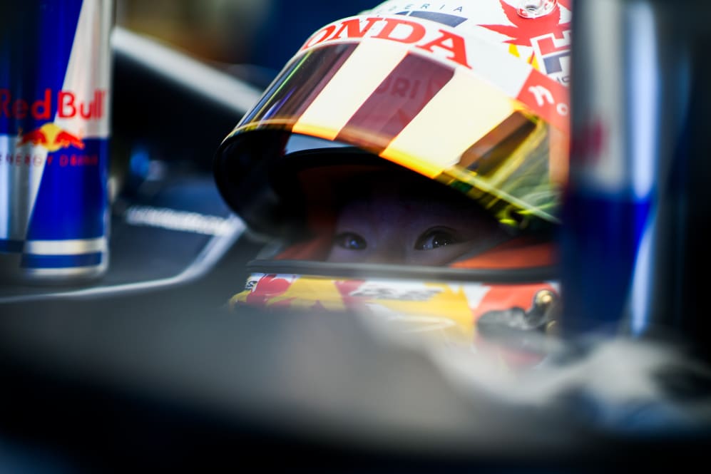 MEXICO CITY, MEXICO - OCTOBER 28: Yuki Tsunoda of Japan and Scuderia AlphaTauri prepares to drive