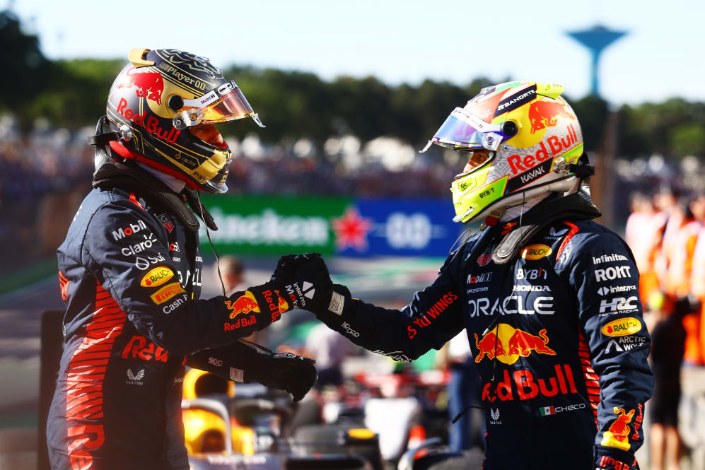 SAO PAULO, BRASIL - 4 DE NOVIEMBRE: El ganador del Sprint Max Verstappen de Holanda y Oracle Red