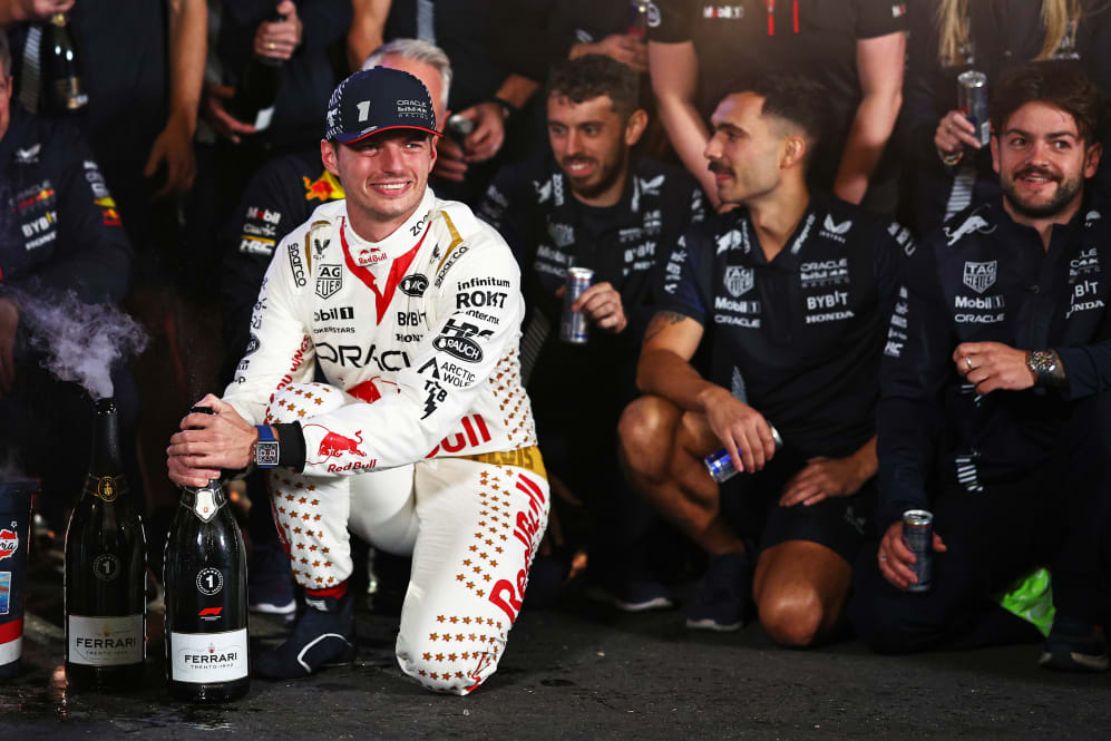 LAS VEGAS, NEVADA - NOVEMBER 18: Race winner Max Verstappen of the Netherlands and Oracle Red Bull